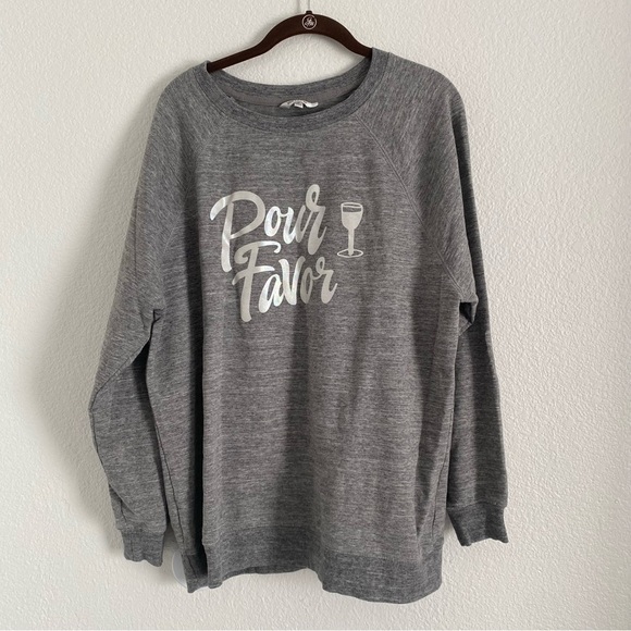 Wildfox Women's Gray Pour Favor Pullover Sweatshirt Size Medium - Picture 2 of 5